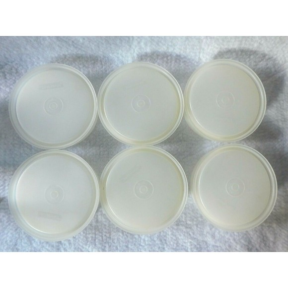 Vintage Tupperware Hamburger Keepers 6  4'', 1 Press and Sleeve 882-21, 884-12 - Picture 9 of 9